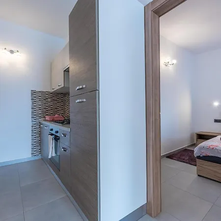 Holiday home Georgine Mit Pool *
